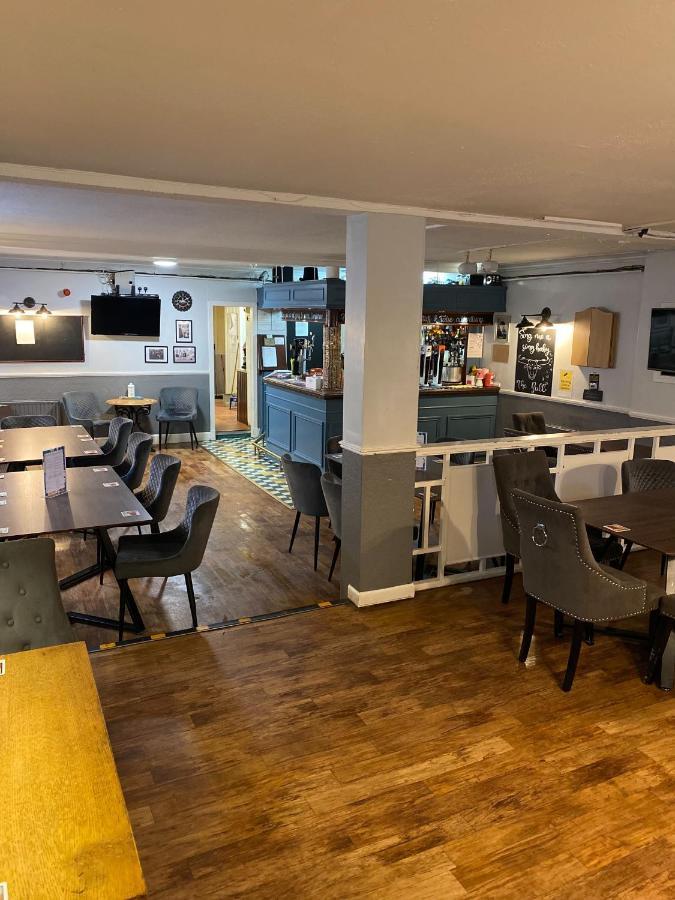 Newcastle Arms Hotel Колдстрім Екстер'єр фото