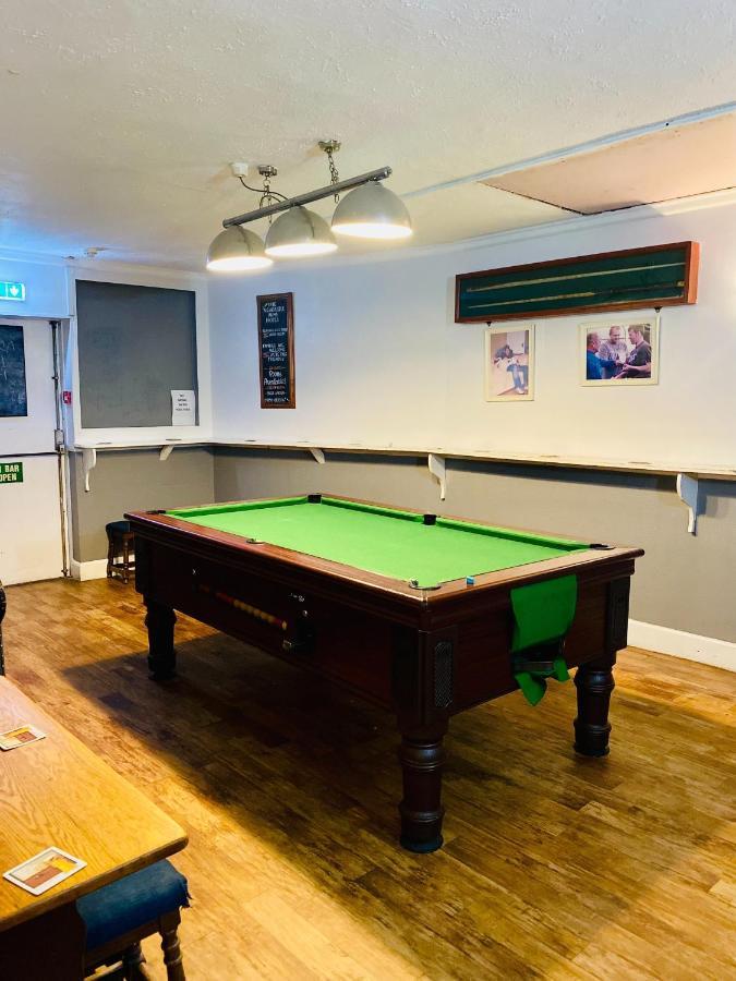 Newcastle Arms Hotel Колдстрім Екстер'єр фото