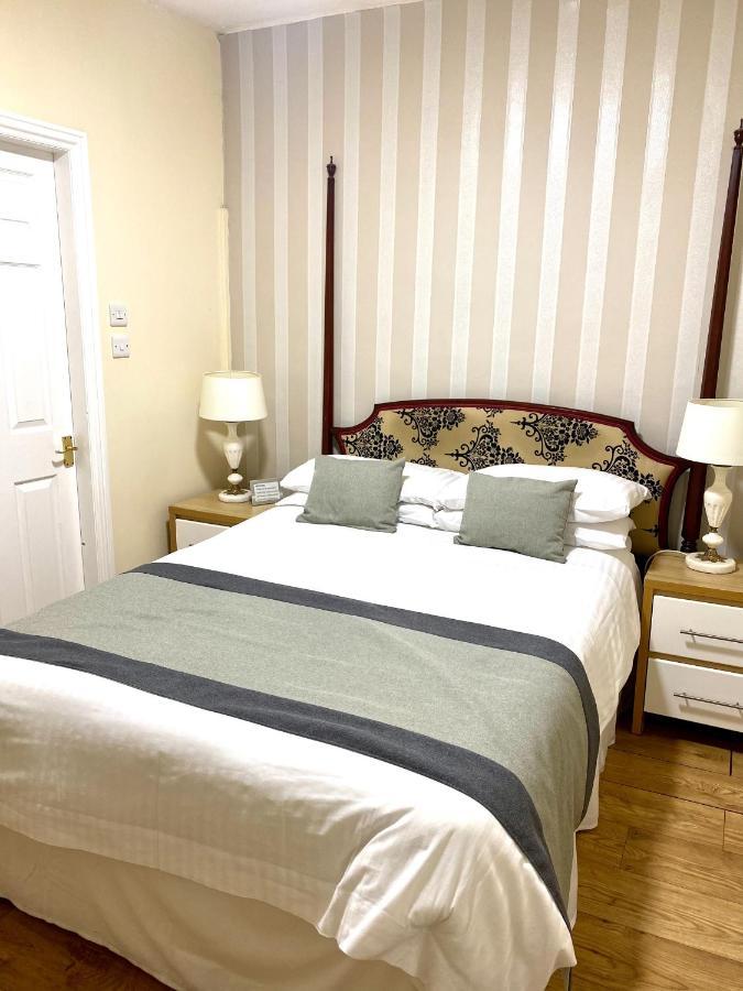 Newcastle Arms Hotel Колдстрім Екстер'єр фото