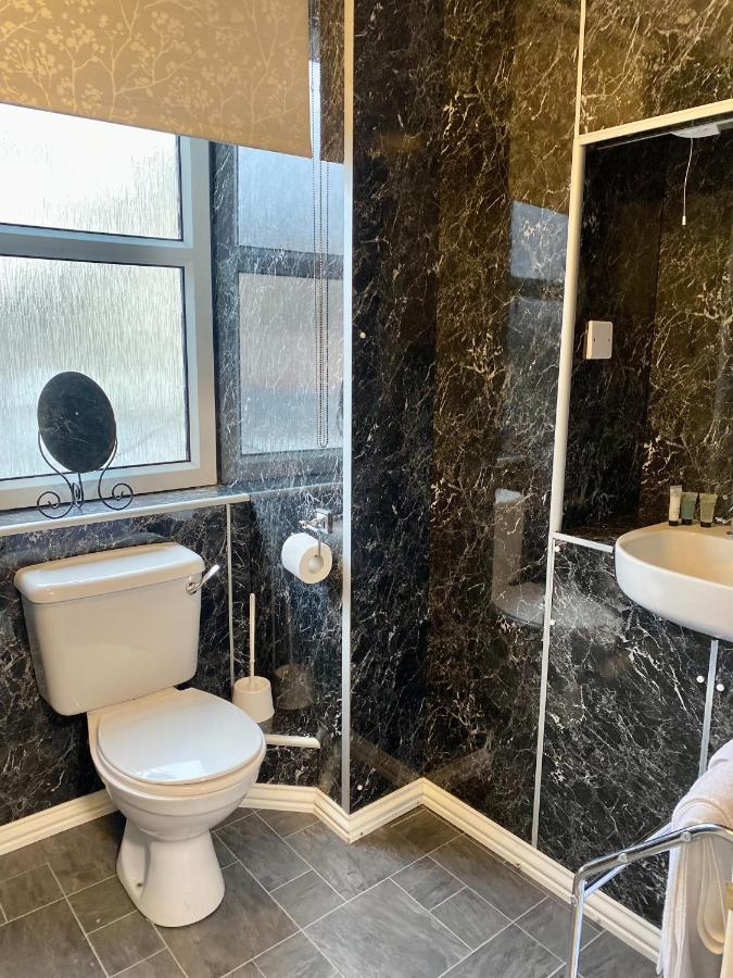 Newcastle Arms Hotel Колдстрім Екстер'єр фото