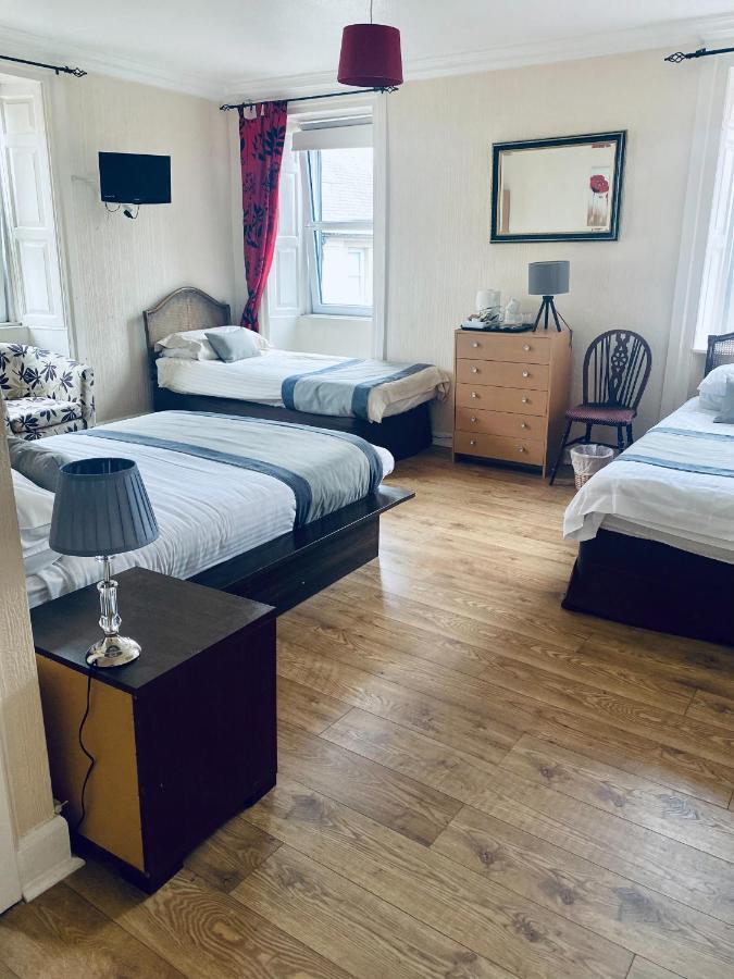 Newcastle Arms Hotel Колдстрім Екстер'єр фото