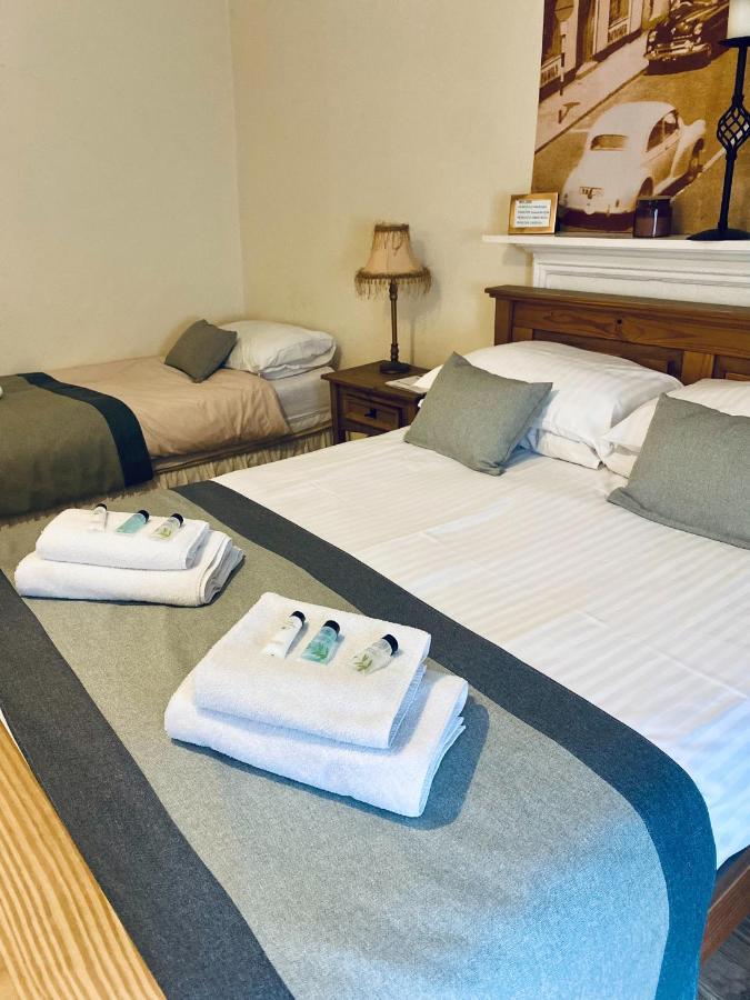 Newcastle Arms Hotel Колдстрім Екстер'єр фото