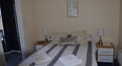 Newcastle Arms Hotel Колдстрім Екстер'єр фото